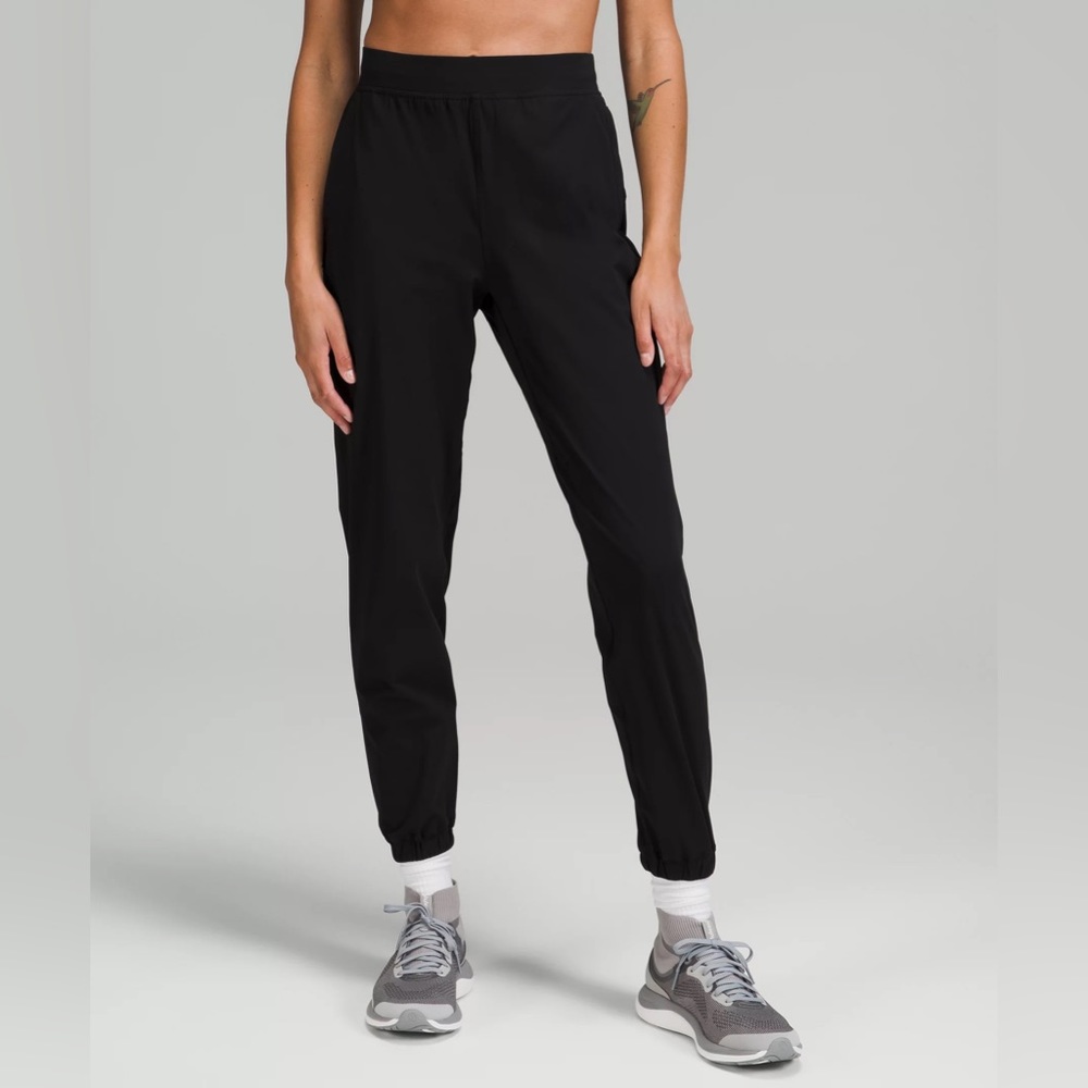 Black Lululemon joggers